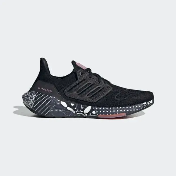     22  Adidas ULTRABOOST 22 FTW GW6914