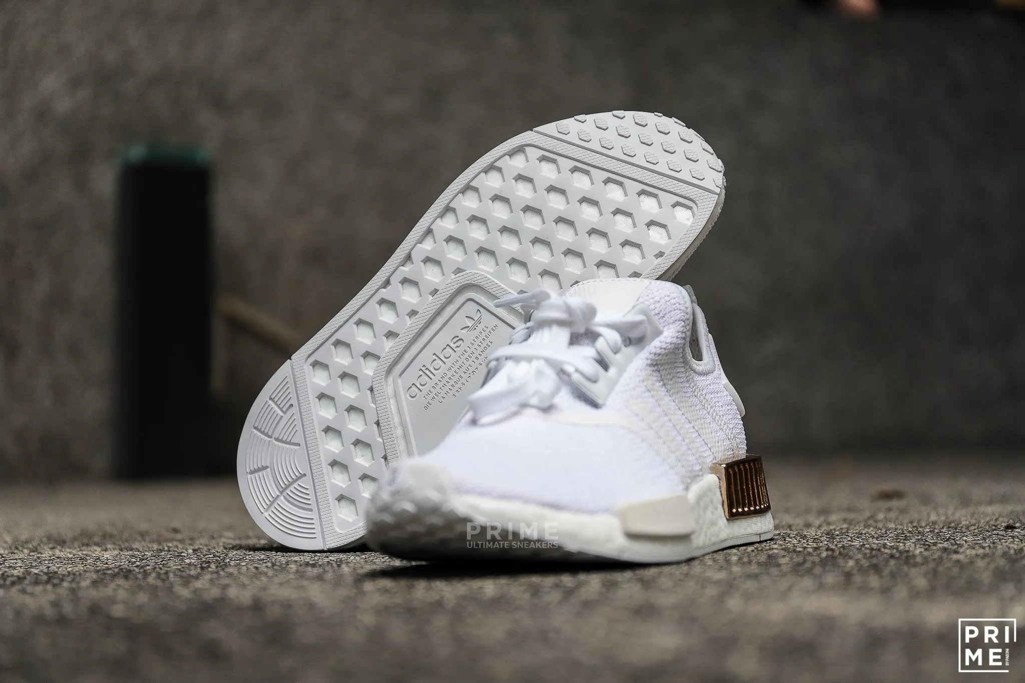 Adidas NMD R1 Cloud white / Copper Metalic(FV1788)