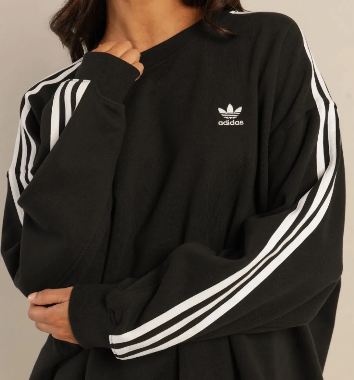 adidas  |V-neck & Crew neck