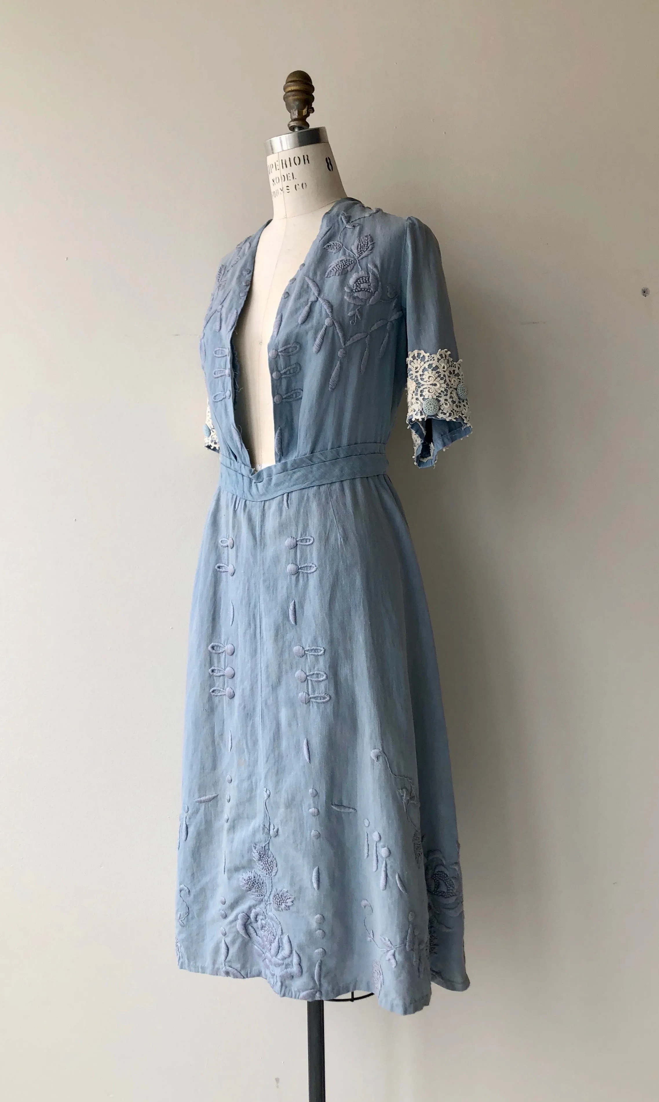 Antique Edwardian Linen Embroidered Dress