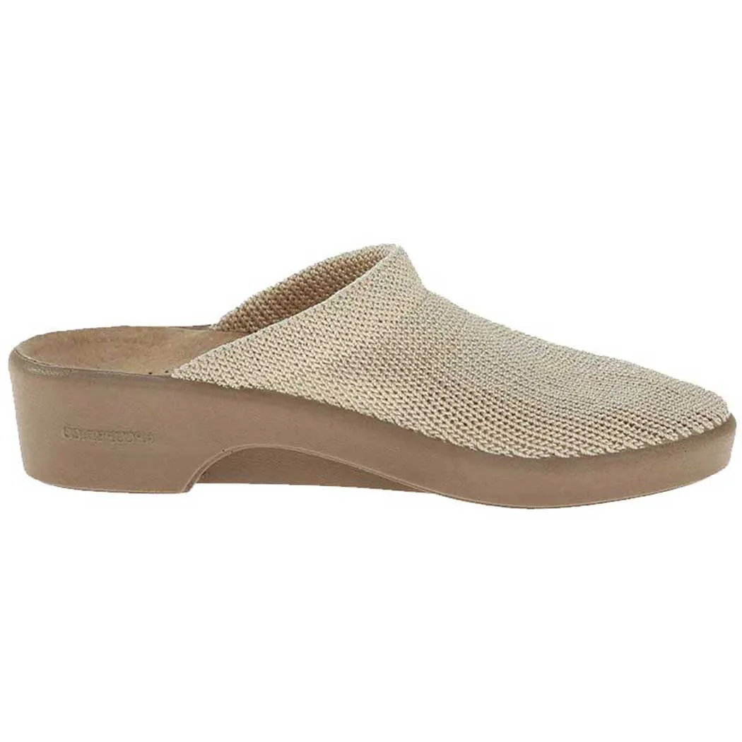 Arcopedico Light Slip-On Beige (Women's)