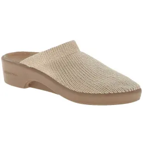 Arcopedico Light Slip-On Beige (Women's)