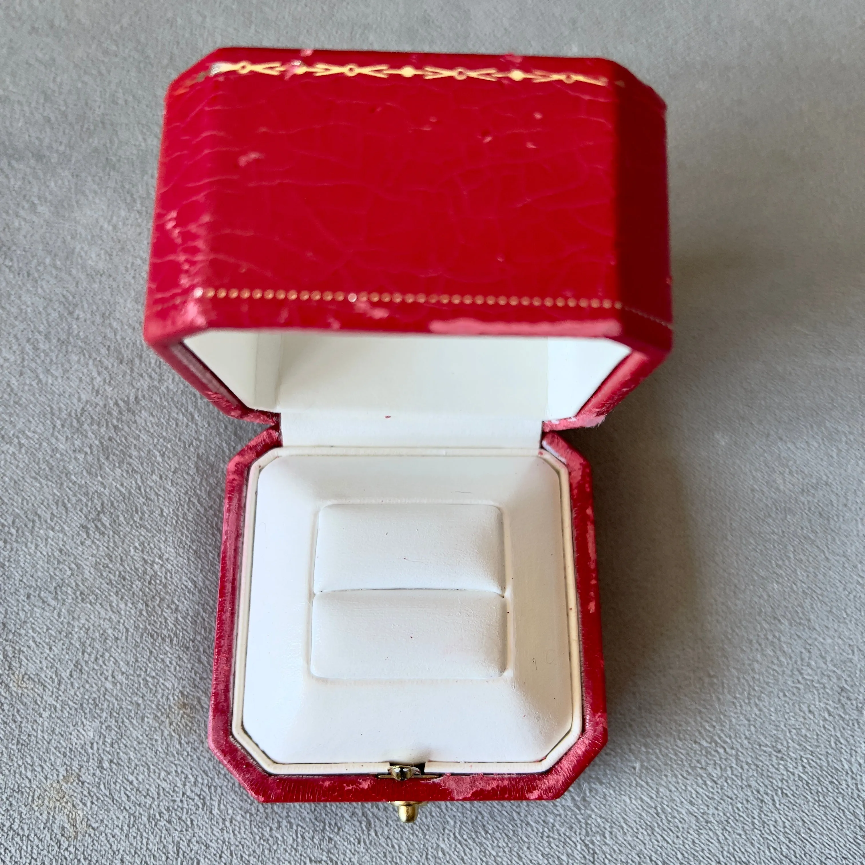 CARTIER Bridal Ring Box 2.35x2.35x2 inches