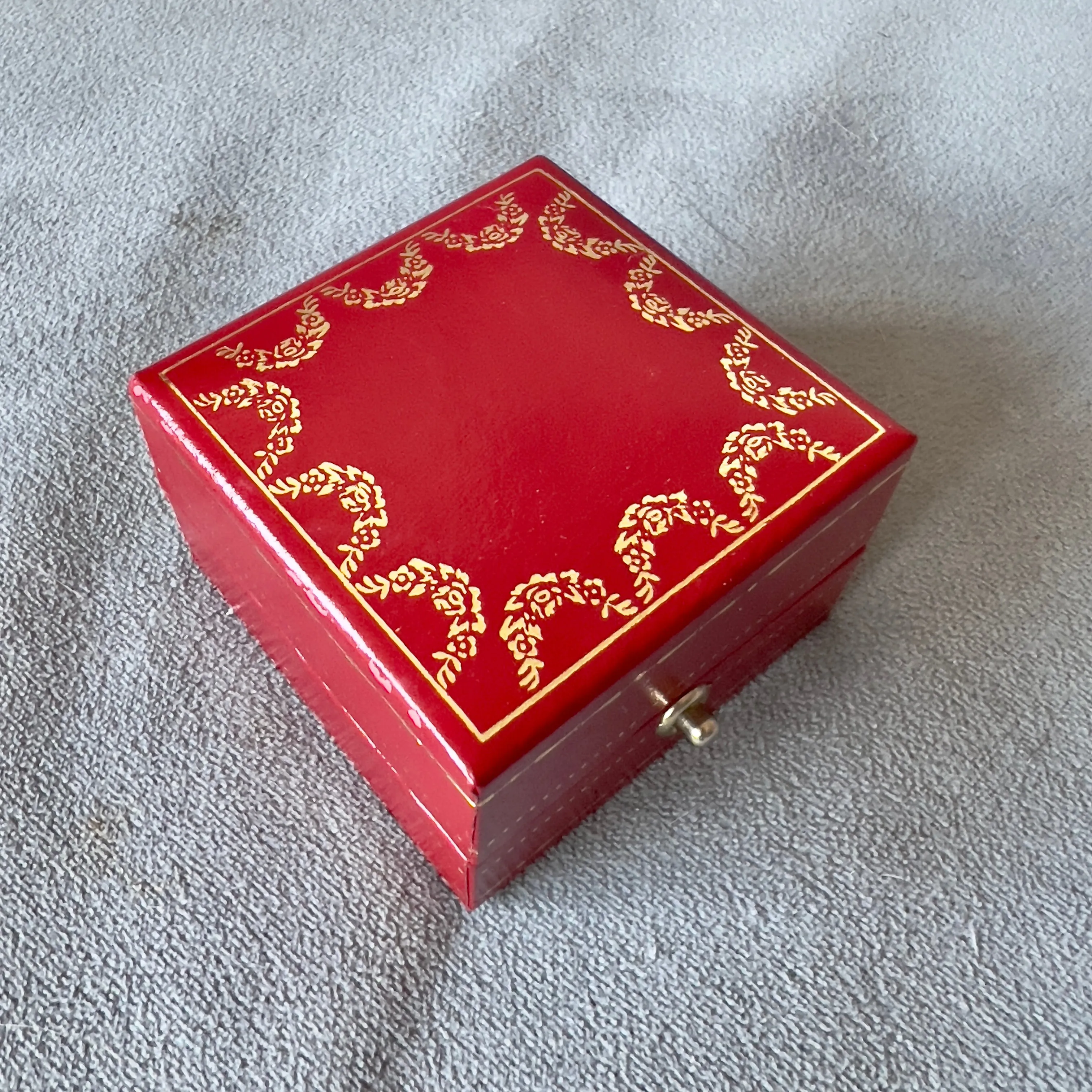 CARTIER Ring Box 2x2x1.10 inches