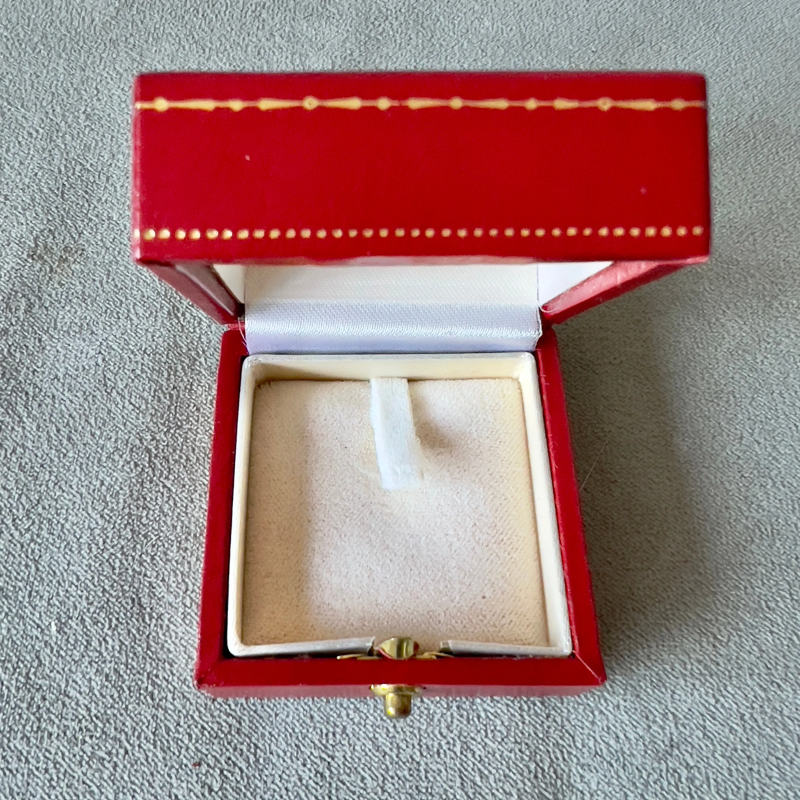 CARTIER Ring Box 2x2x1.25 inches