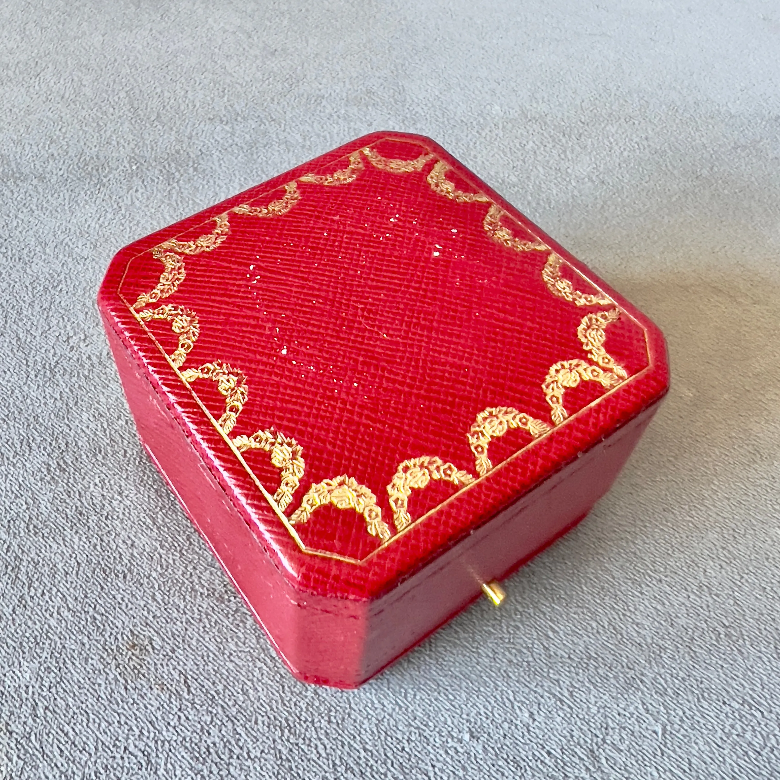 CARTIER Ring Pendant Box 2.50x2.50x1.85 inches