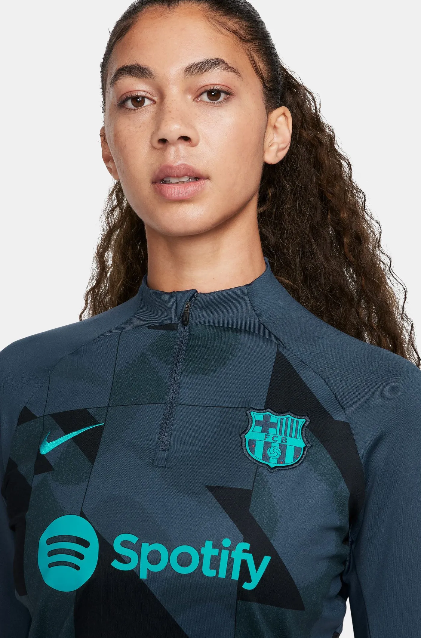 FC Barcelona Pre-Match sweatshirt Shirt 23/24 – UCL - Women