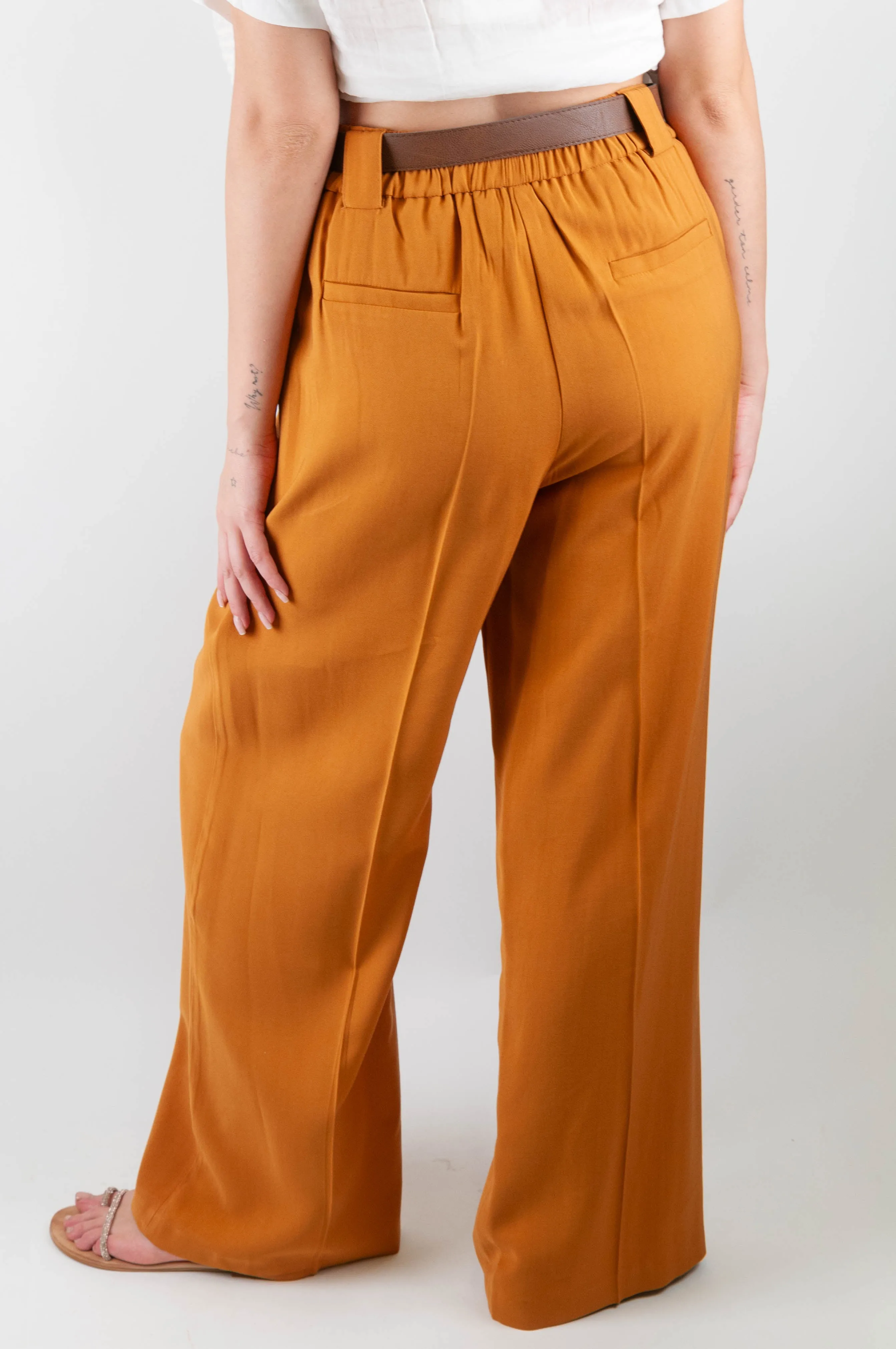 Tensione in - Pantalone palazzo con elastico sul retro