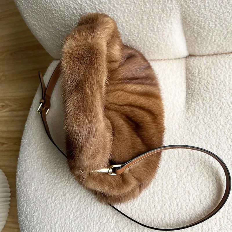 Women's Fashion Luxury Full-pelt Mink Fur Solid Pattern Wrist Handbag