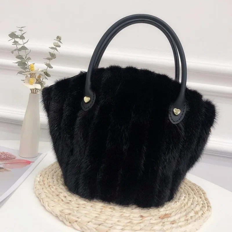 Women's Trendy Mink Fur Shell Shape Plaid Plush Shoulder Handbag